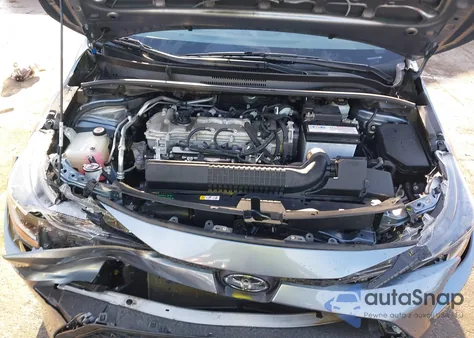 2021 Toyota Corolla Le z USA, uszkodzony, nr VIN JTDEPMAE5MJ157493